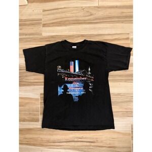 Vintage Gildan Ultra Cotton Remember the Heroes 9/11 Memorial T-Shirt Black L